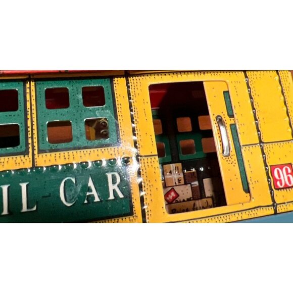 1996 HALLMARK KEEPSAKE ORNAMENT QX5011 YULETIDE CENTRAL MAIL CAR TIN - Picture 9 of 9